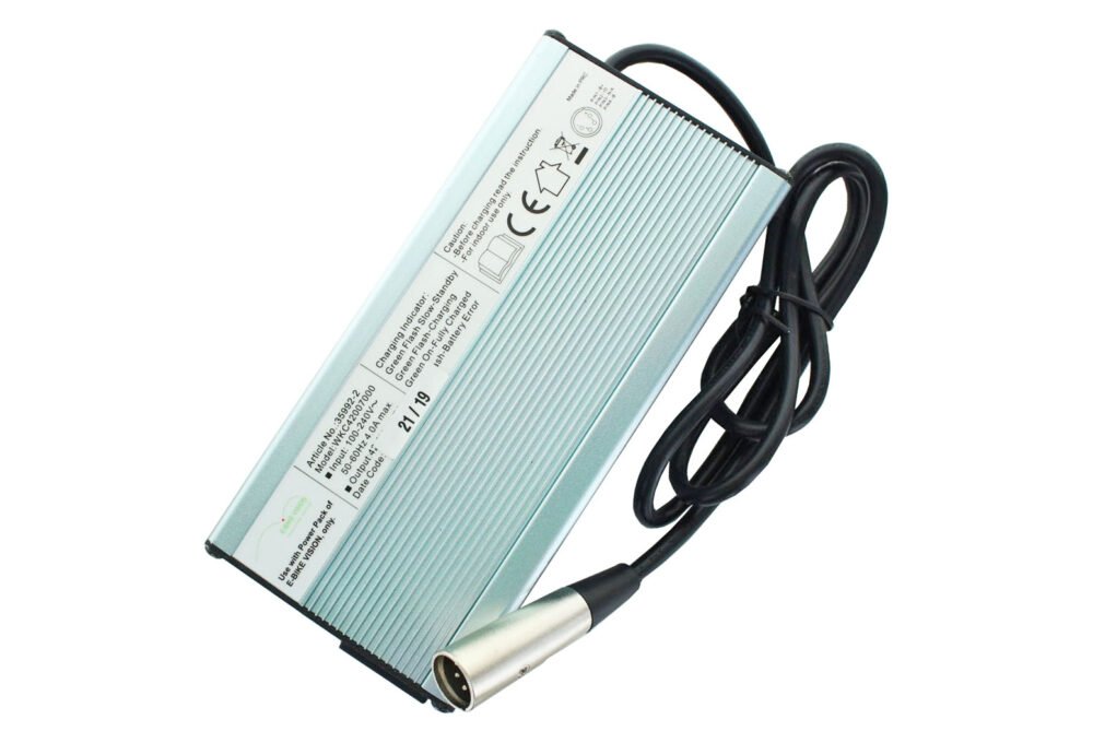 Chargeur rapide 7A pour batteries de vélo électrique 36 volts de Bosch, Panasonic et Gazelle